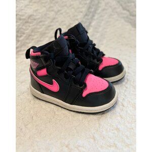 Nike Air Jordan 1 Retro High GS Black Hyper Pink Toddler Sneakers Size 6C